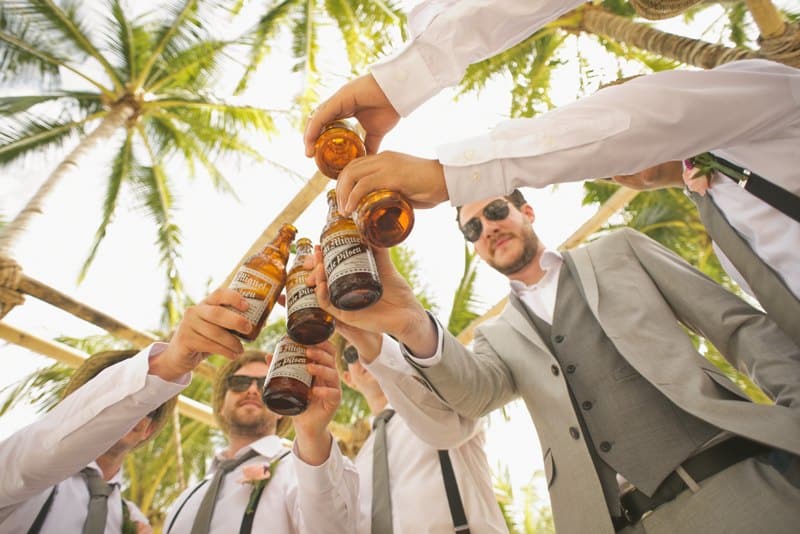 The Ultimate Guide To Choosing Groomsmen Deluxe Formalwear